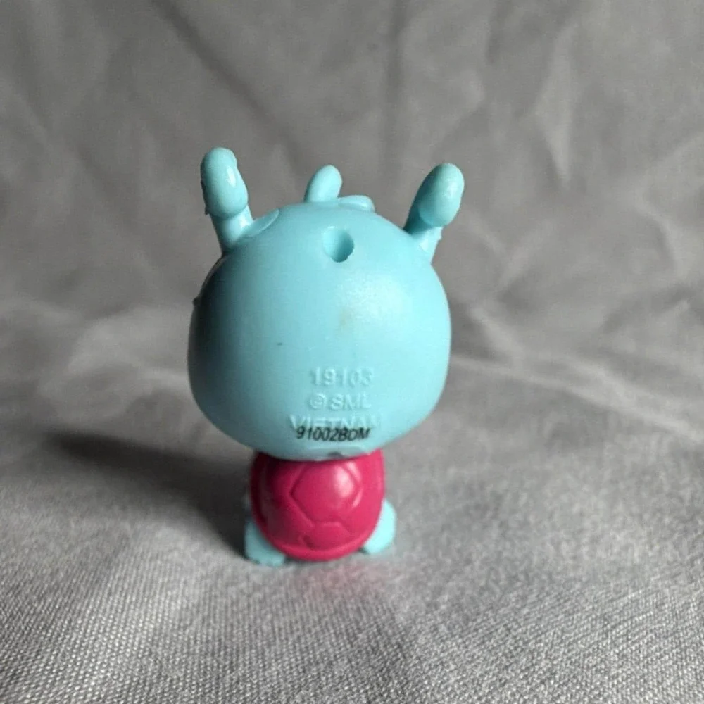 Littlest Pet Shop Bird Figure 91002BDM Blue Pink Star Glitter Wings 19103